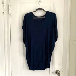 Vince navy top